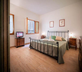 Отель Novella Benedicta Apartments  Флоренция